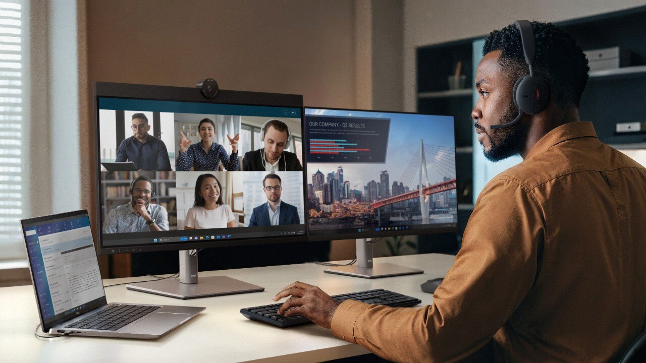 client-portfolio-digital-imagery-for-channel-home-office-dual-monitor-set-up-people-1280x1280